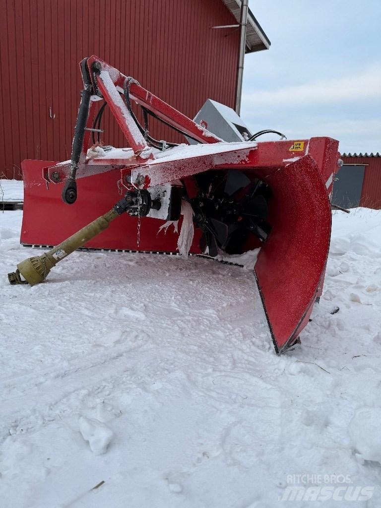 Varila Steel TR 250 Sniega metēji