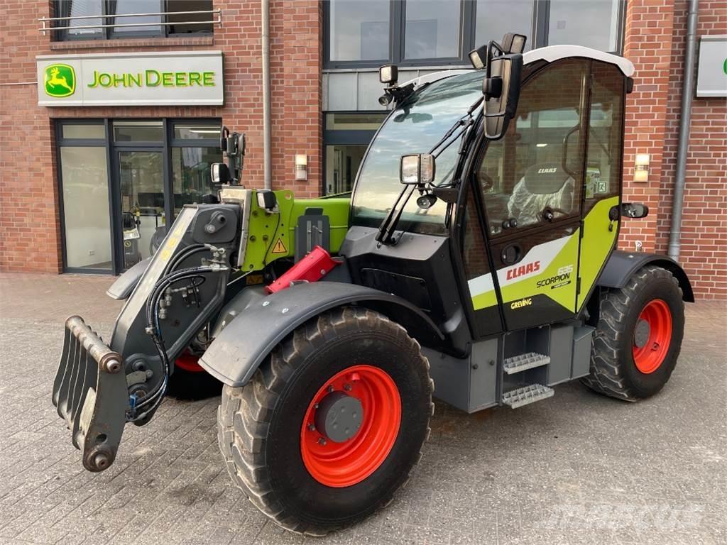CLAAS Scorpion 635 Teleskopiskie manipulatori