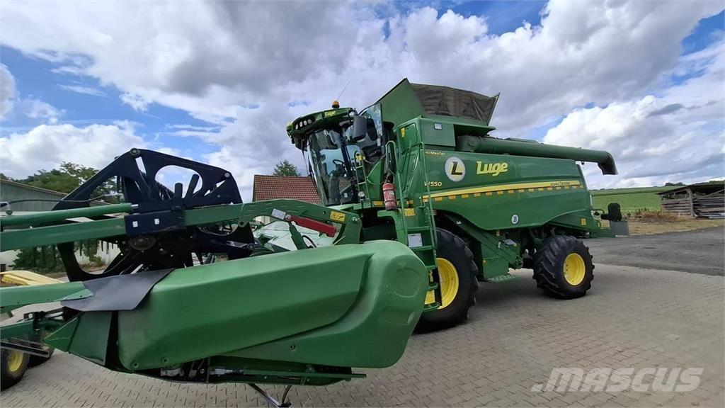 John Deere T560 HM Ražas novākšanas kombaini