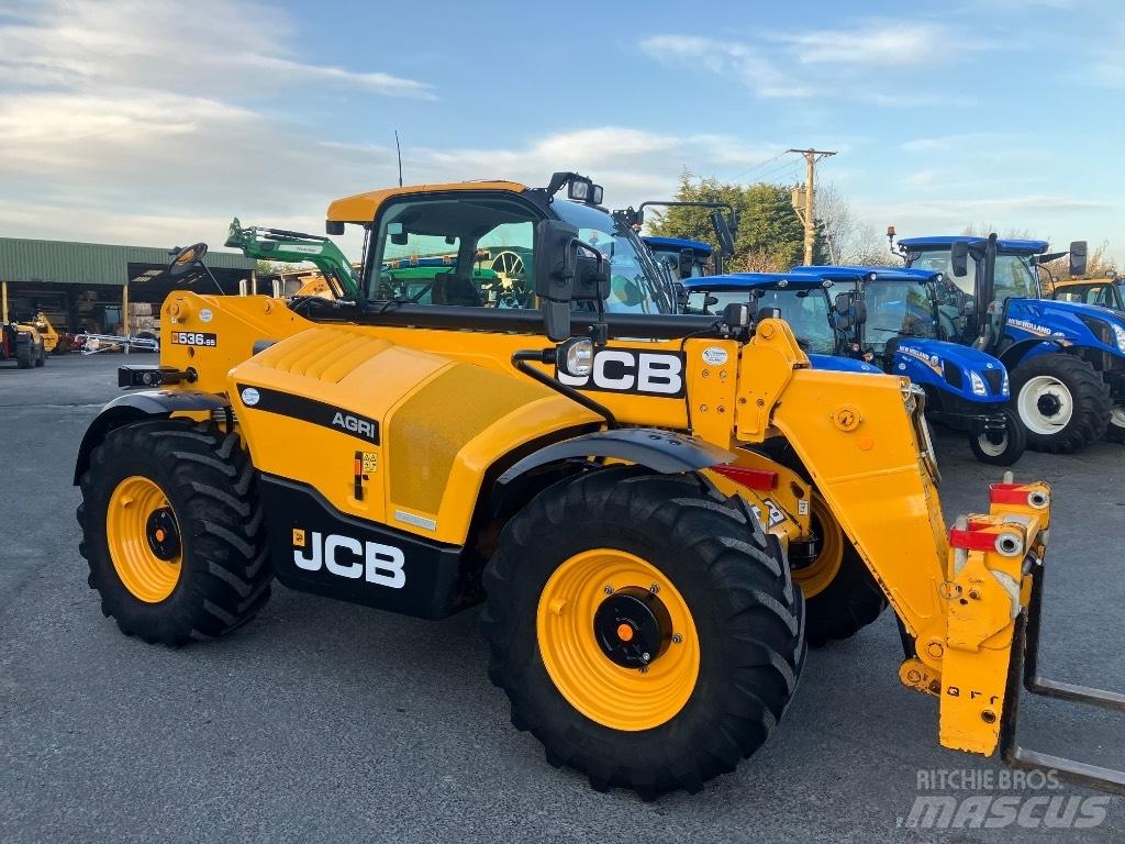 JCB 536-95 Agri Lauksaimniecības pacēlāji