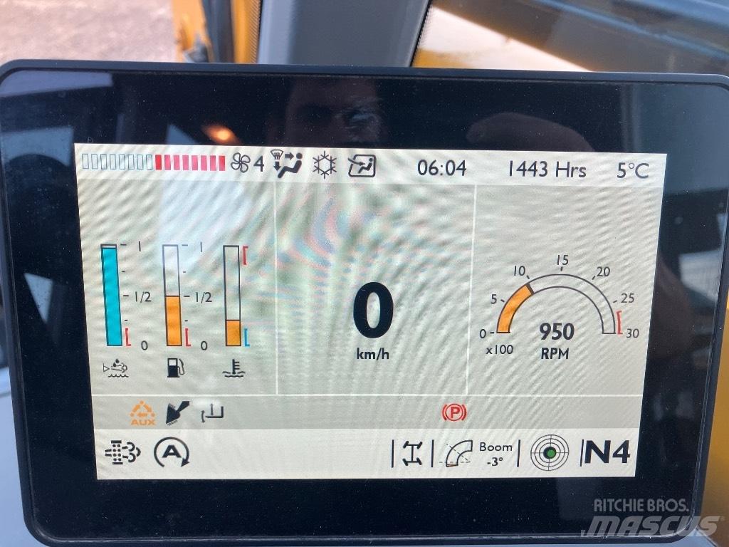 JCB 536-95 Agri Lauksaimniecības pacēlāji