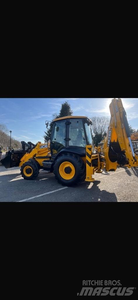 JCB 3CX Ekskavatori-iekrāvēji