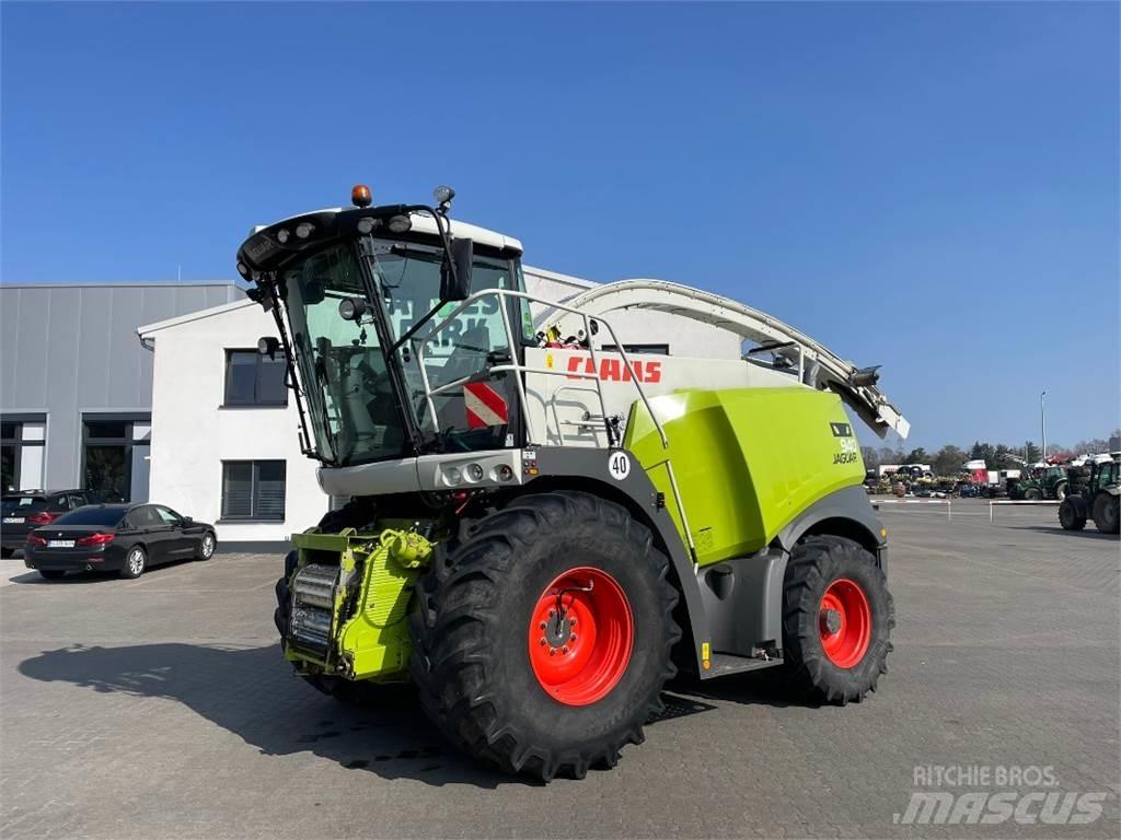 CLAAS Jaguar 940 Zāles smalcinātāji