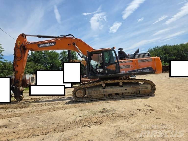Doosan DX 300 LCA Kāpurķēžu ekskavatori