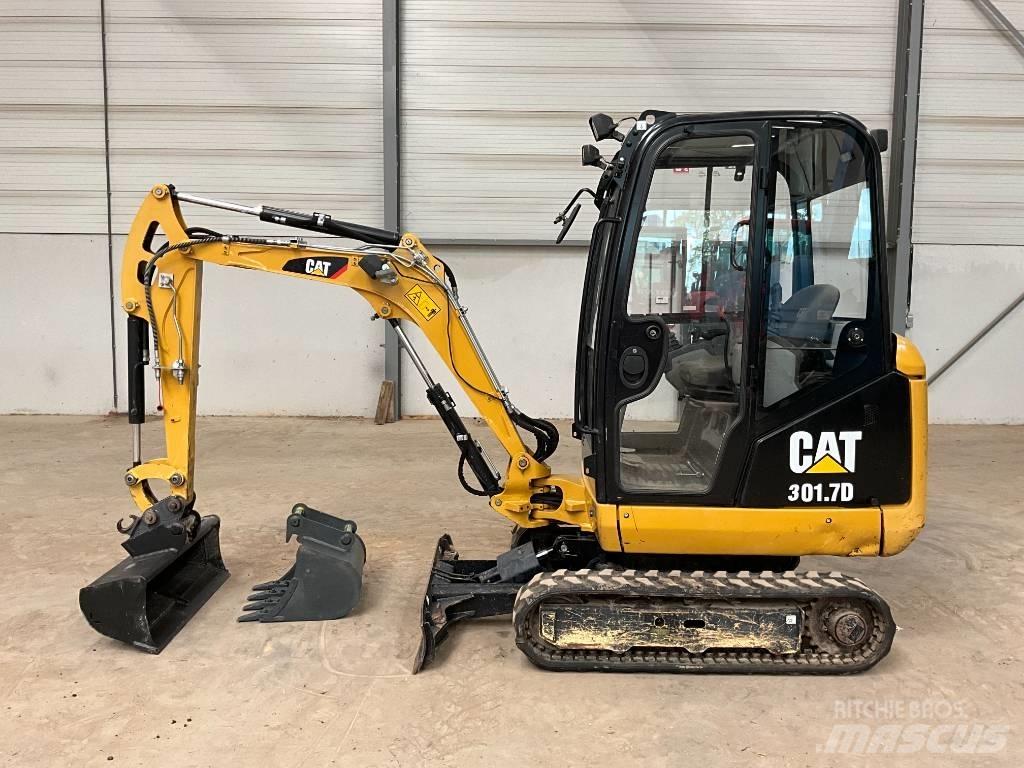CAT 301.7 D Mini ekskavatori < 7 t