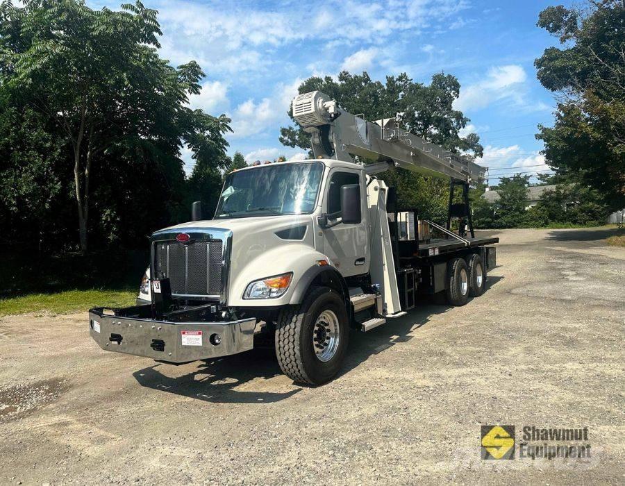 National Crane 8100D Kāpurķēžu ceļamkrāni