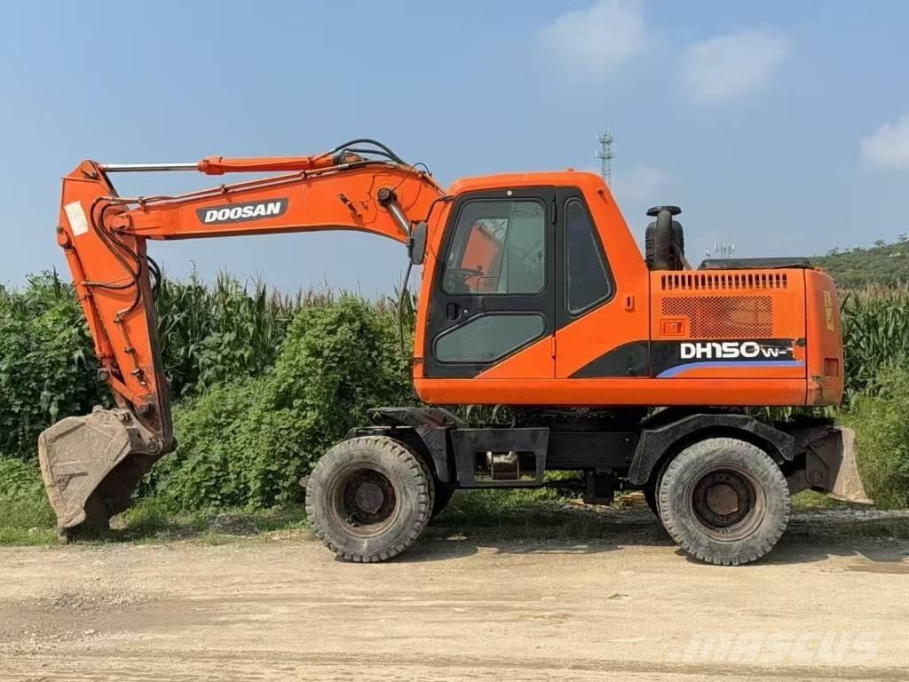 Doosan DH 150 W-7 Kāpurķēžu ekskavatori
