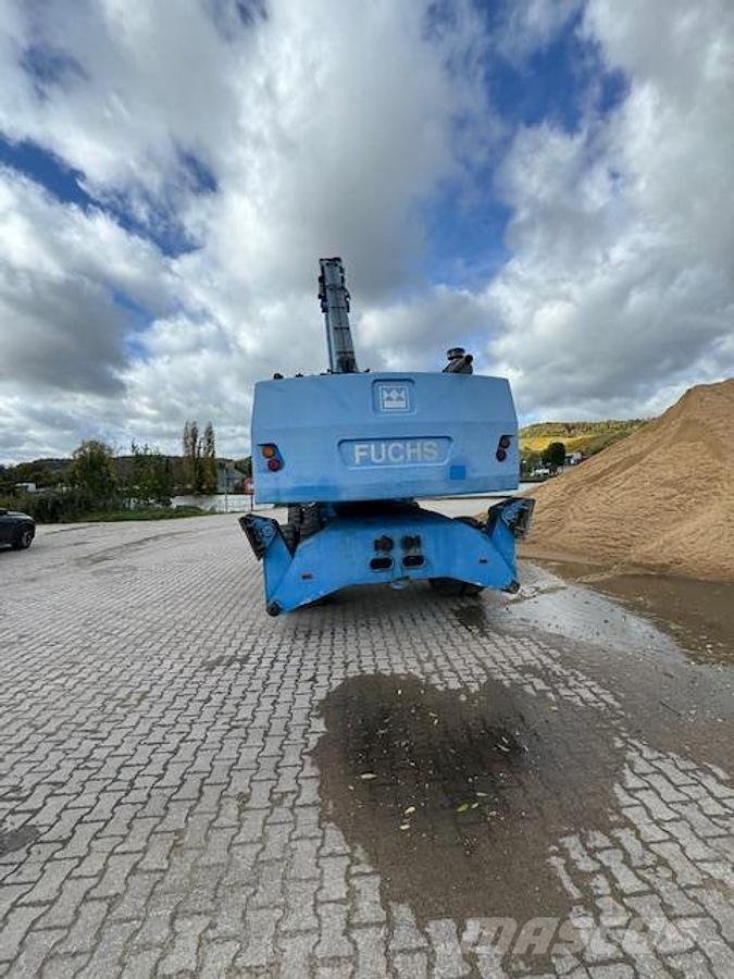 Fuchs MHL360 Iekrāvēji uz riteņiem