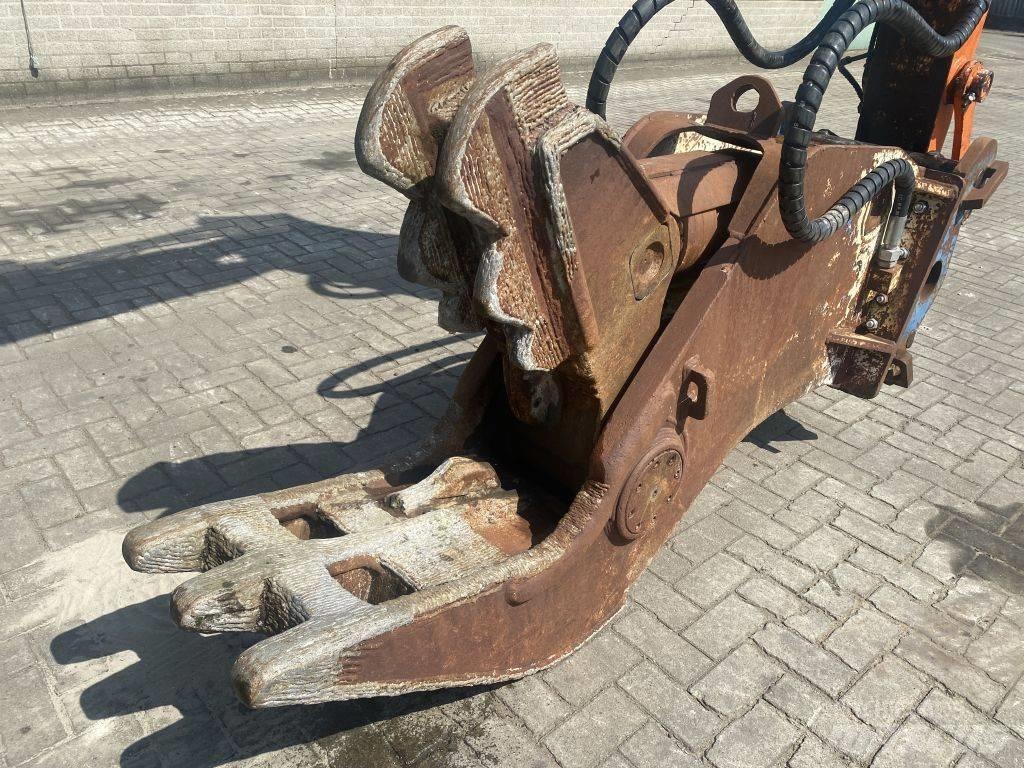  Crusher CW 30 Griezēji