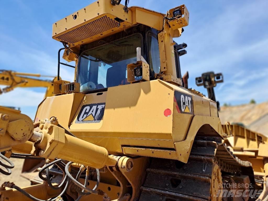 CAT D 8 T Kāpurķēžu buldozeri