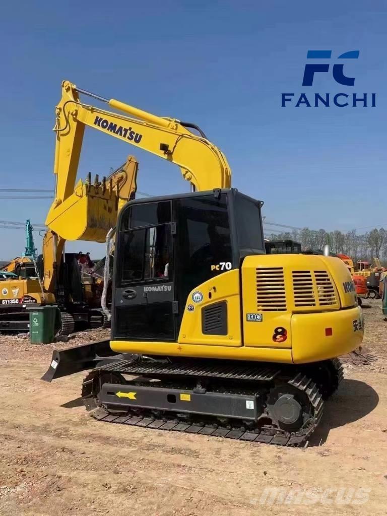 Komatsu PC 70 Vidēja lieluma ekskavatori 7 t - 12 t