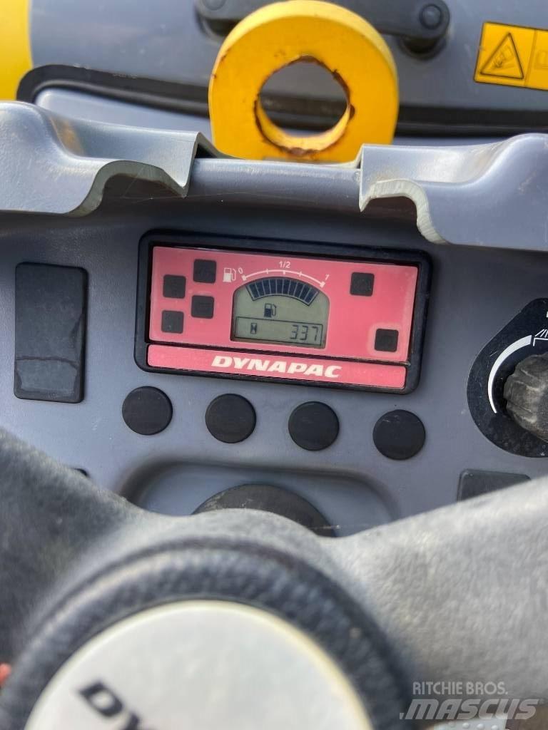 Atlas Copco cc 800 Divvalču grunts veltņi
