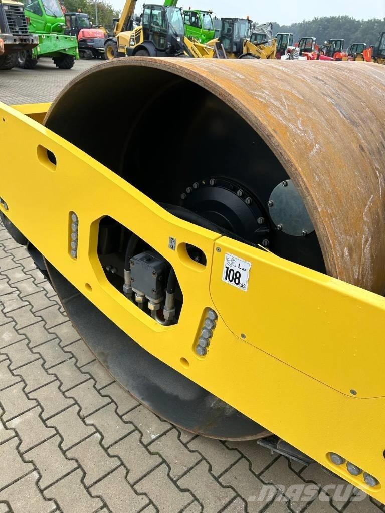 Bomag BW 211 D-5 Vienvalča grunts veltņi