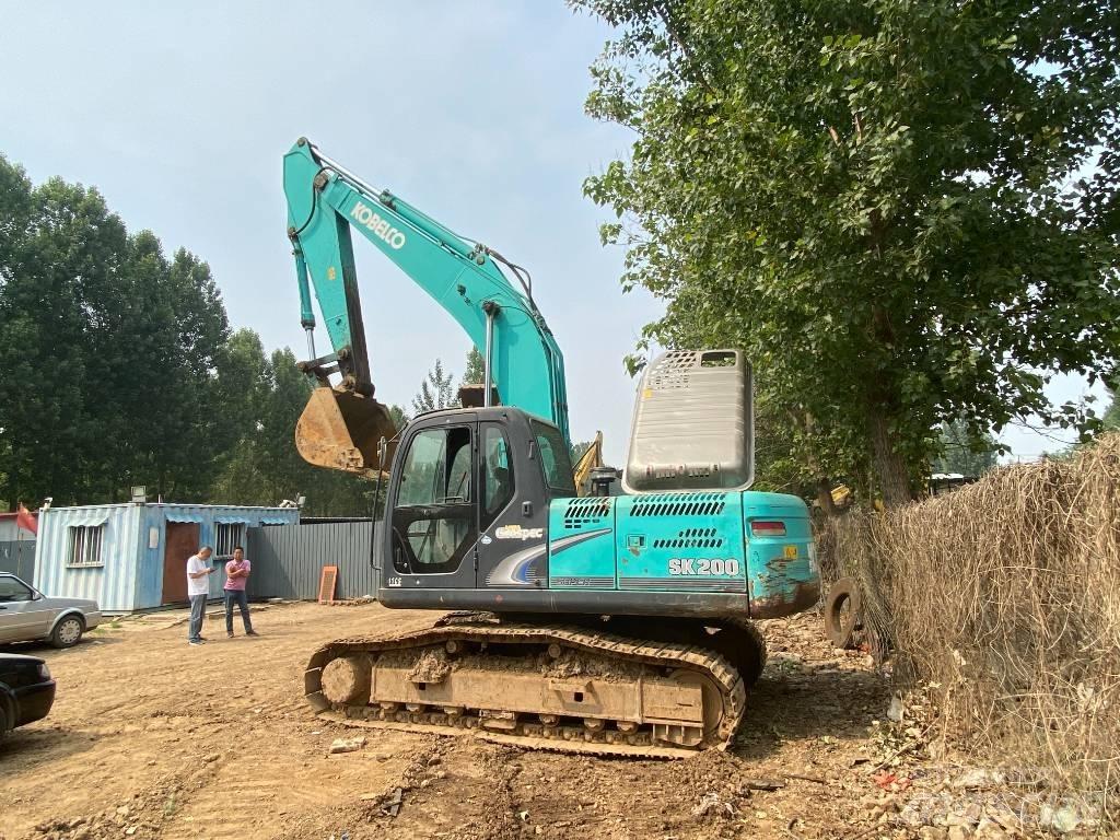 Kobelco SK200-8 Kāpurķēžu ekskavatori