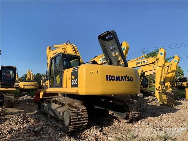 Komatsu PC 300 Kāpurķēžu ekskavatori