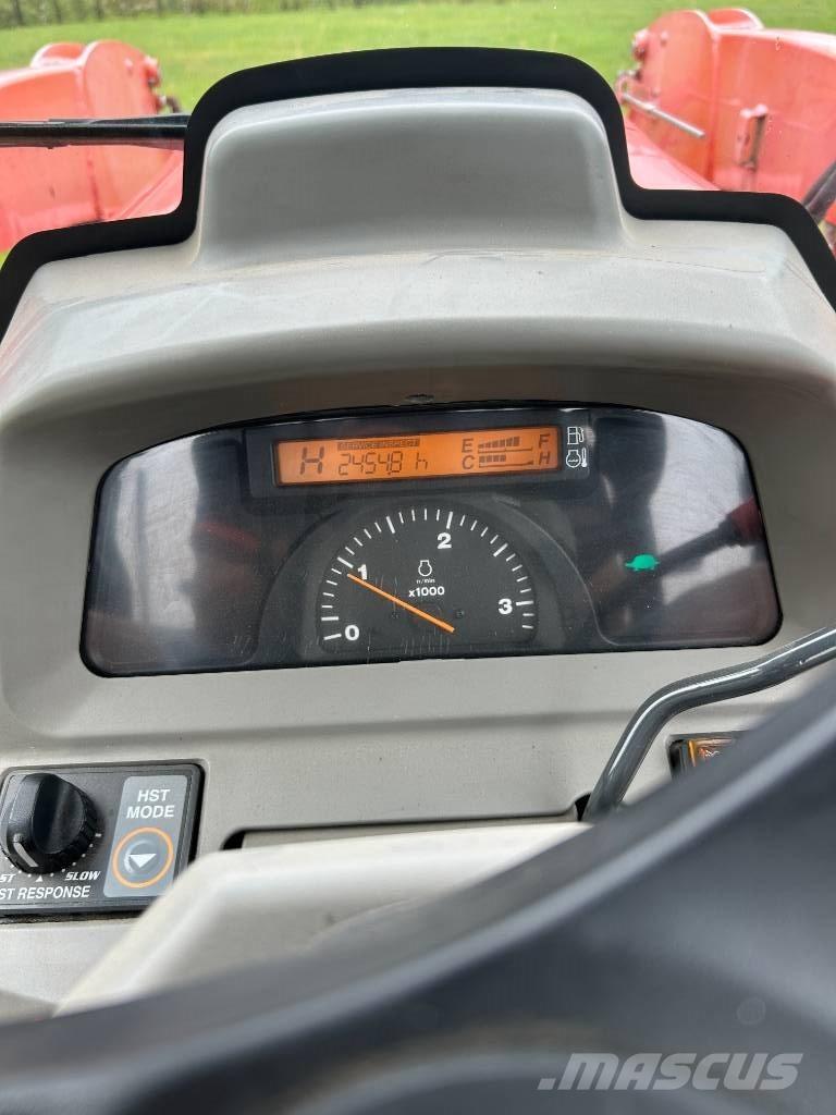 Kubota L 4240 Kompaktie traktori
