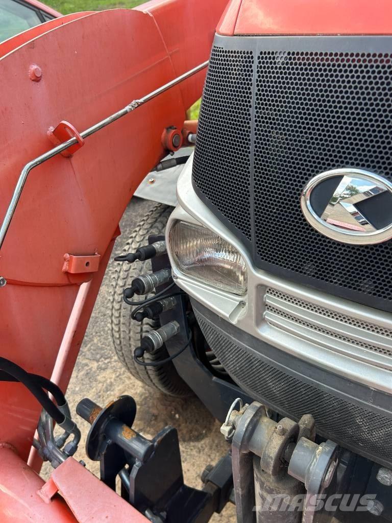 Kubota L 4240 Kompaktie traktori