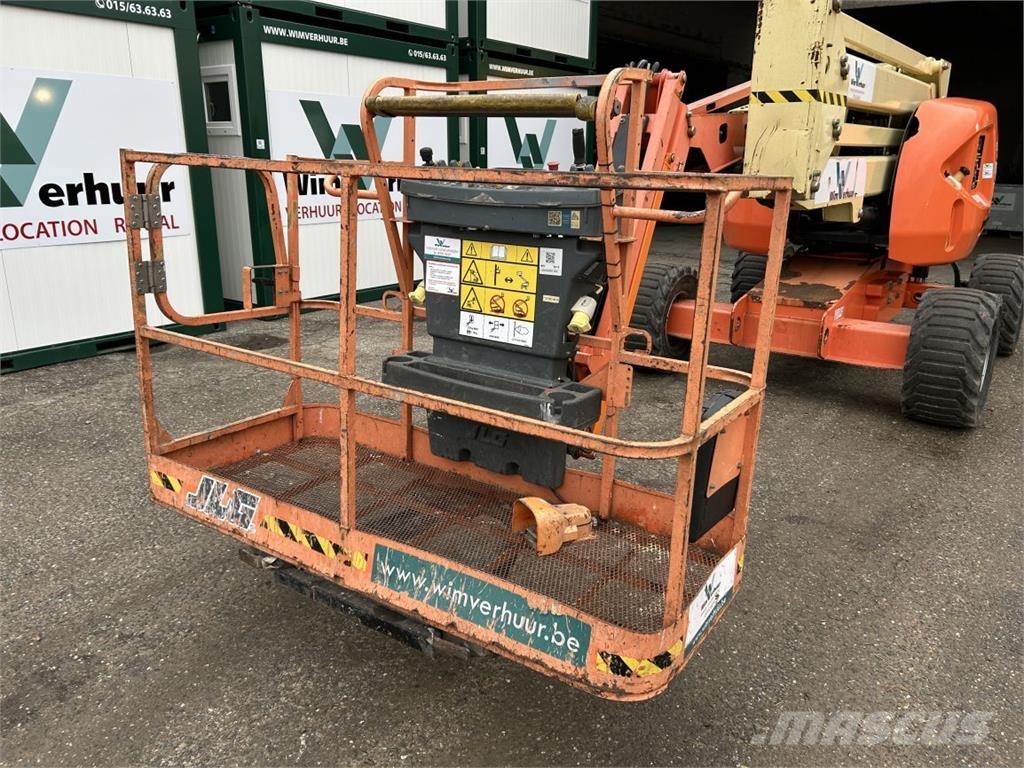 JLG 450AJ (3216) Strēles pacēlāji