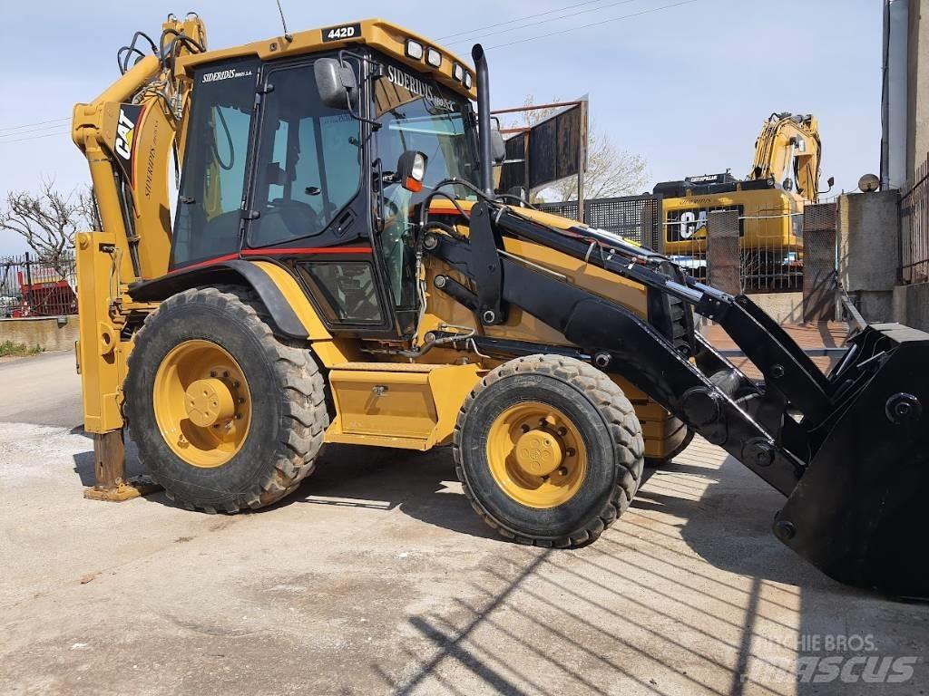 CAT 442 D 4x4 Ekskavatori-iekrāvēji
