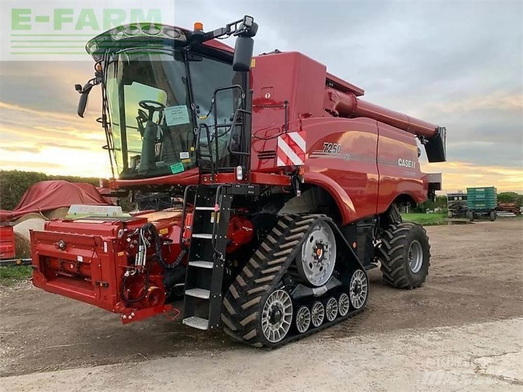 Case IH 7250 Ražas novākšanas kombaini