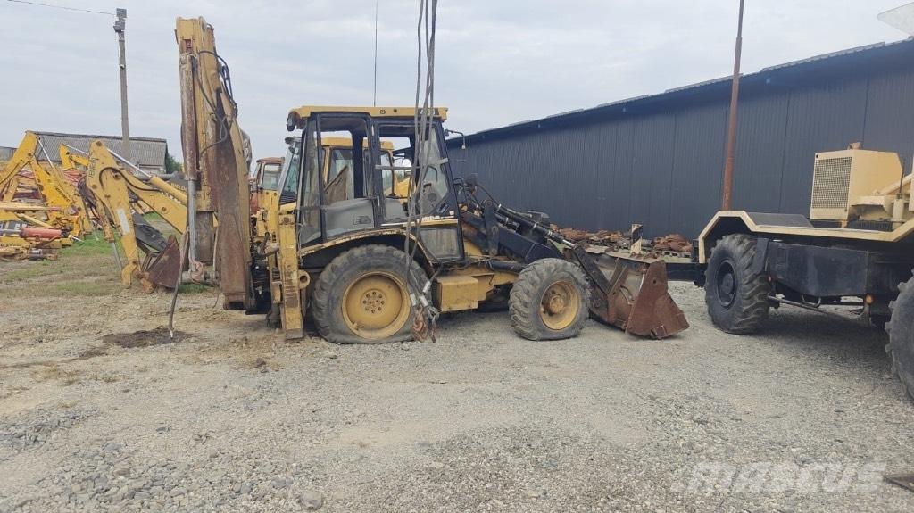 CAT 428 D Šasija un piekare