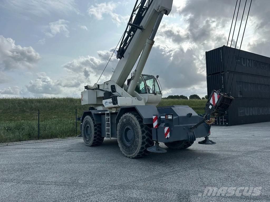 Terex A600 Celtņi nelīdzenām virsmām