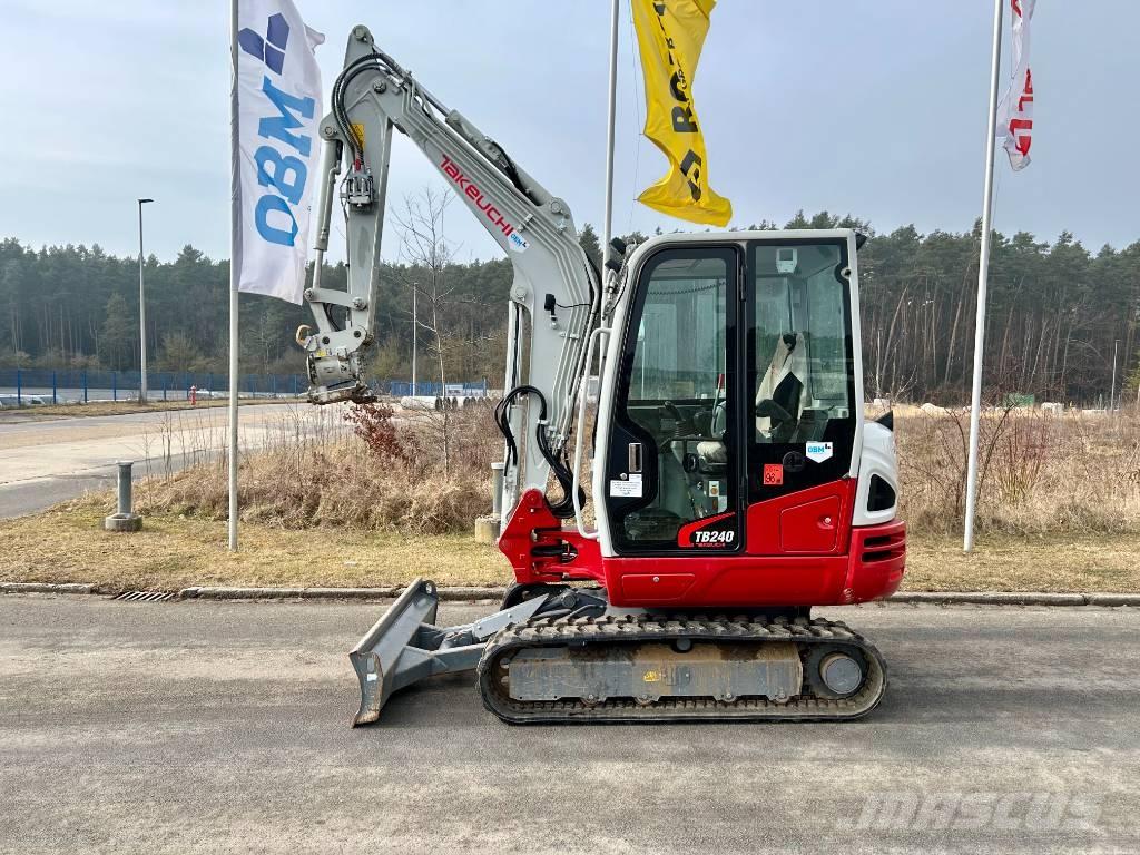 Takeuchi TB 240 Mini ekskavatori < 7 t