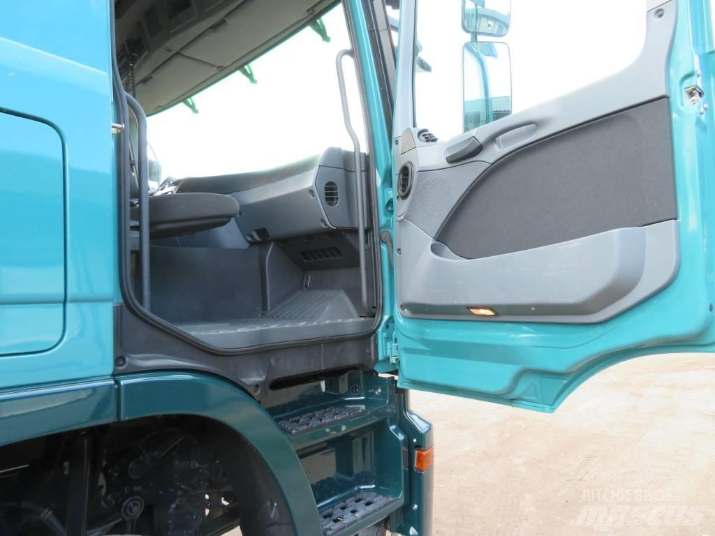 Mercedes-Benz 6X4 Kokvedēji
