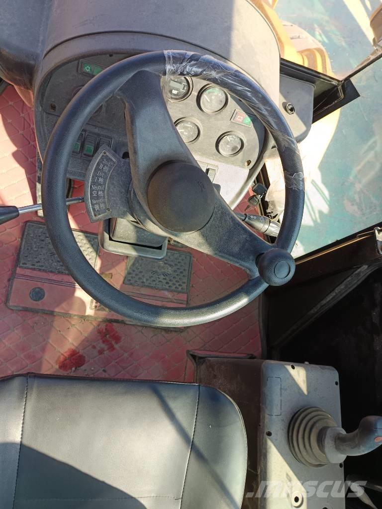 CAT 966 H Iekrāvēji uz riteņiem