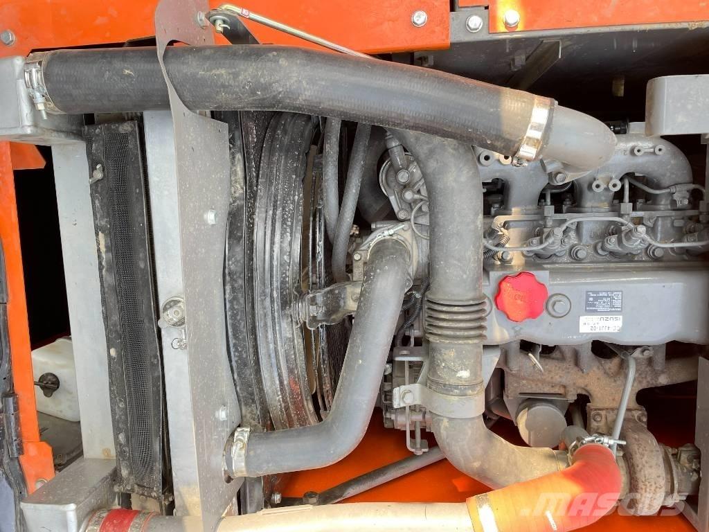 Hitachi 120 Kāpurķēžu ekskavatori