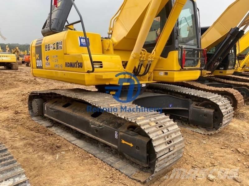 Komatsu PC200-7 Kāpurķēžu ekskavatori