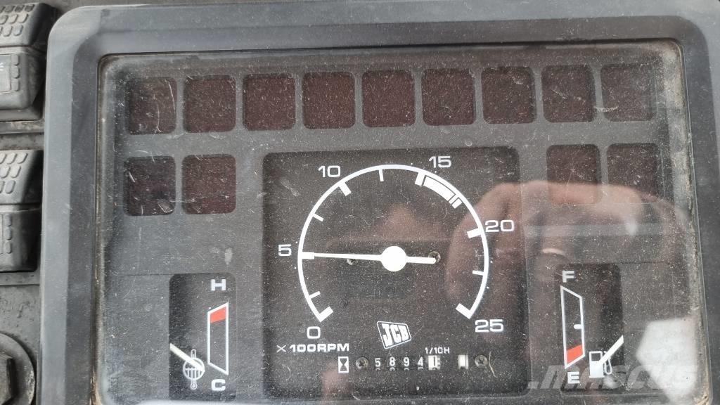 JCB 3 CX Turbo Ekskavatori-iekrāvēji