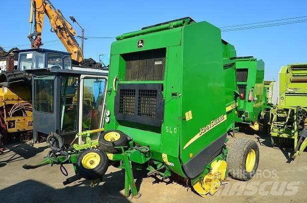 John Deere 592 Rituļu preses