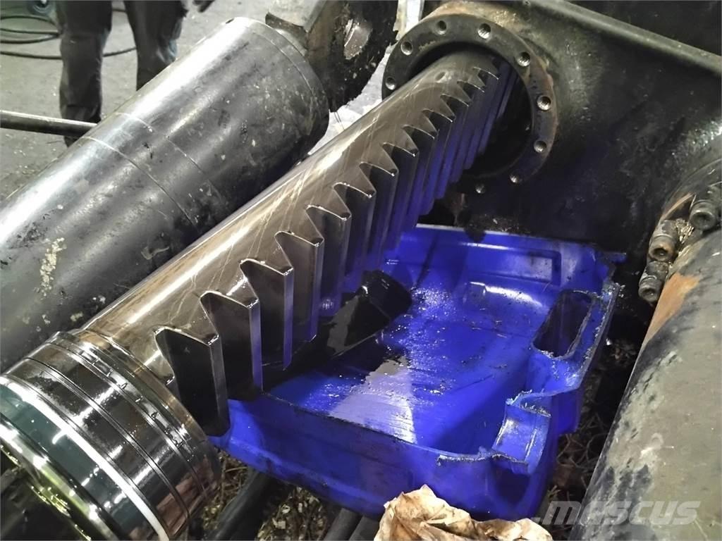 John Deere CH9 Mežizstrādes mašīnu krāni