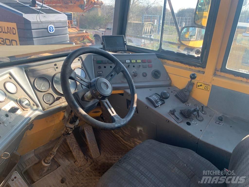 Volvo A 25 C Artikulētie pašizgāzēji