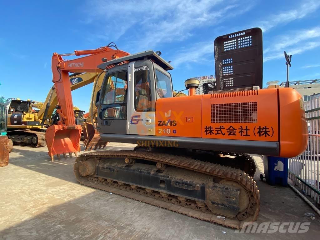 Hitachi ZX 210-3 G Kāpurķēžu ekskavatori
