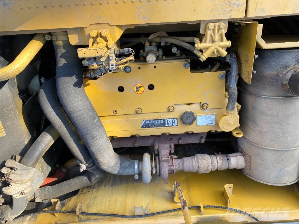 CAT 320 D Kāpurķēžu ekskavatori