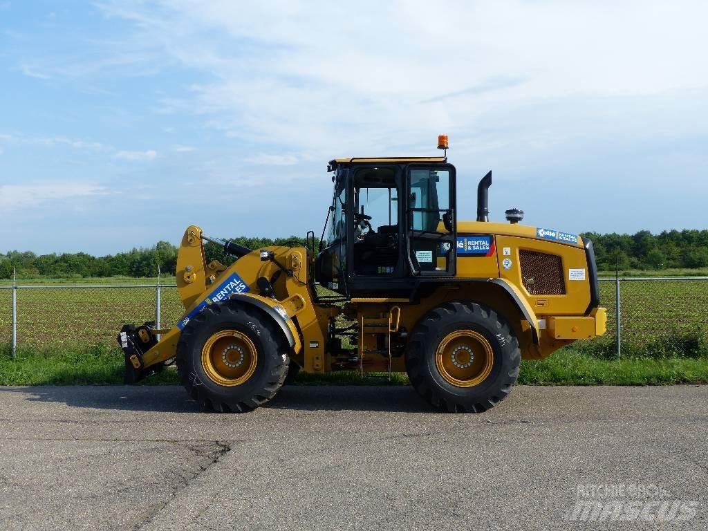 CAT 926 M Iekrāvēji uz riteņiem