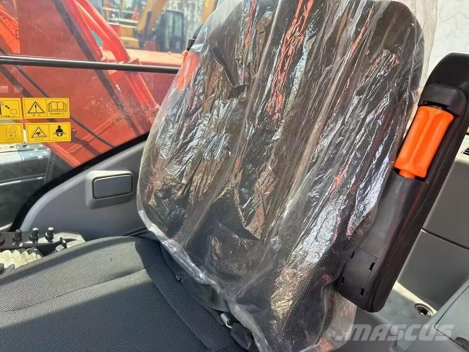 Hitachi EX 200-1 Kāpurķēžu ekskavatori