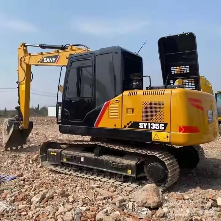 Sany SY 135 C Kāpurķēžu ekskavatori