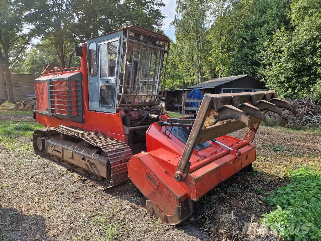 Ahwi RT350 Mežizstrādes traktori