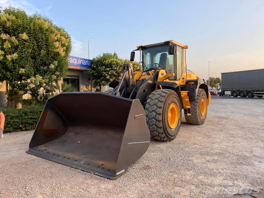Volvo L120H Iekrāvēji uz riteņiem