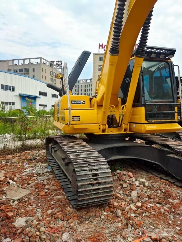 Komatsu PC 210 Kāpurķēžu ekskavatori