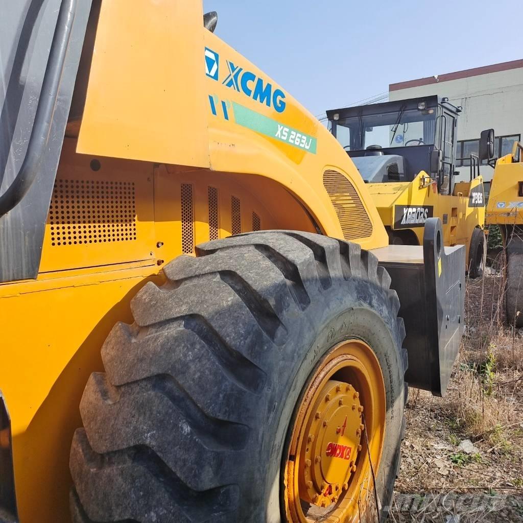 XCMG XS 263 J Vienvalča grunts veltņi