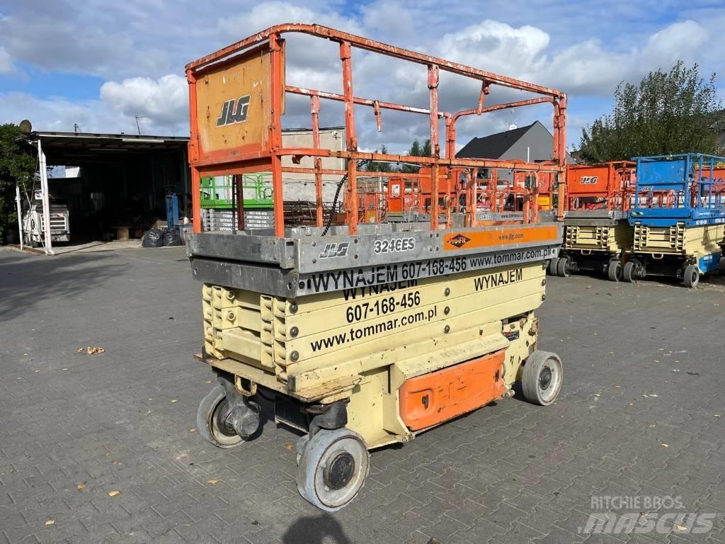JLG 3246 ES Šķerveida pacēlāji