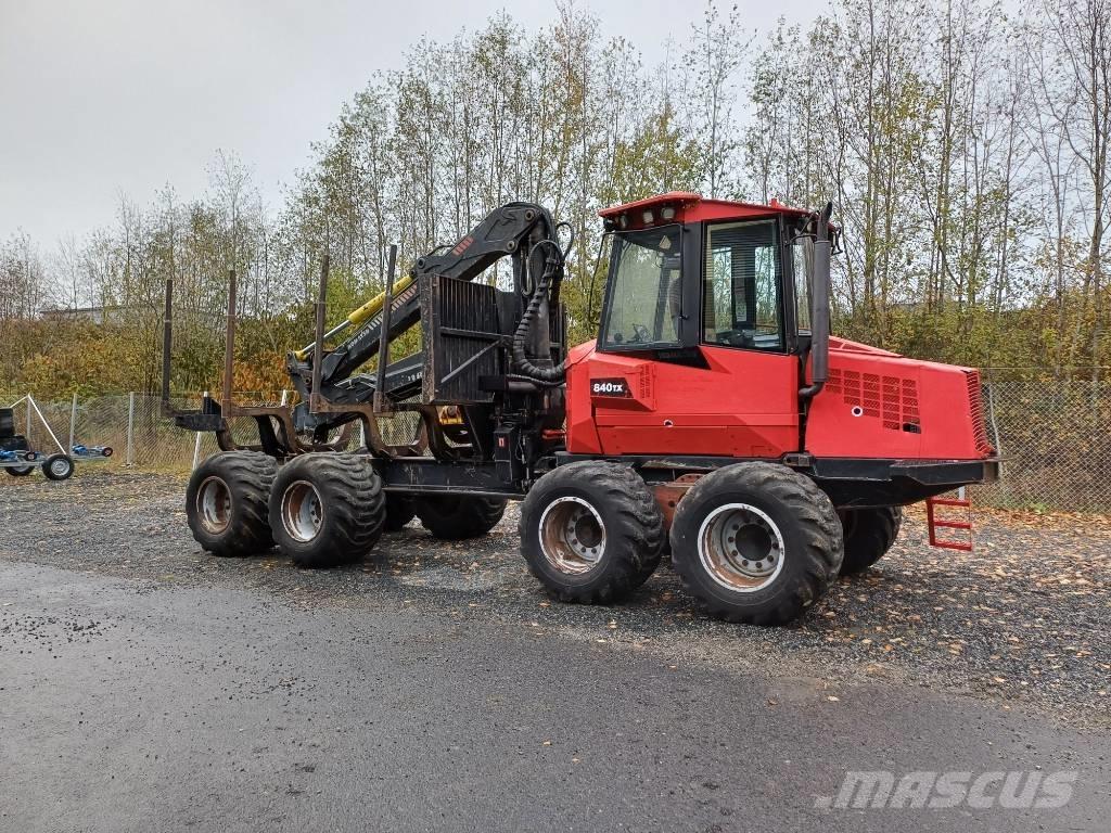 Komatsu 840 TX Forvarderi
