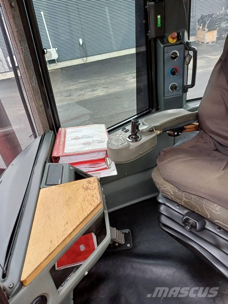 Komatsu 840 TX Forvarderi