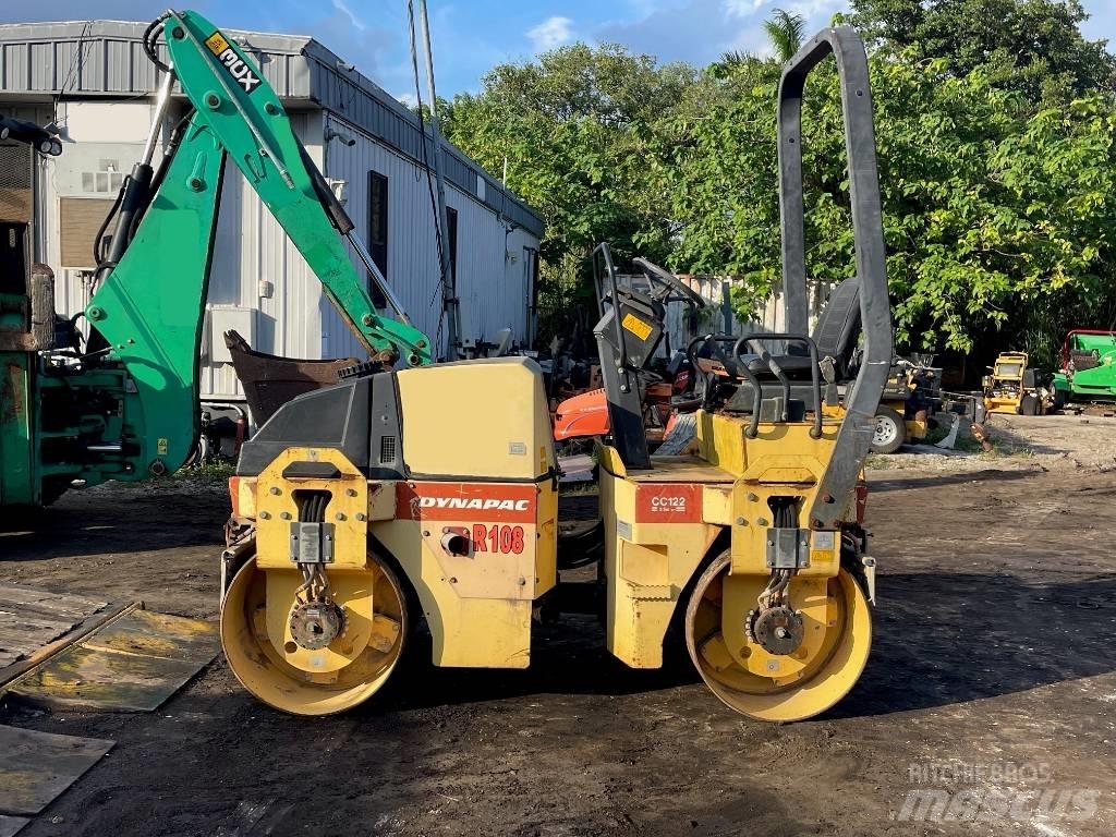 Dynapac CC 122 Divvalču grunts veltņi