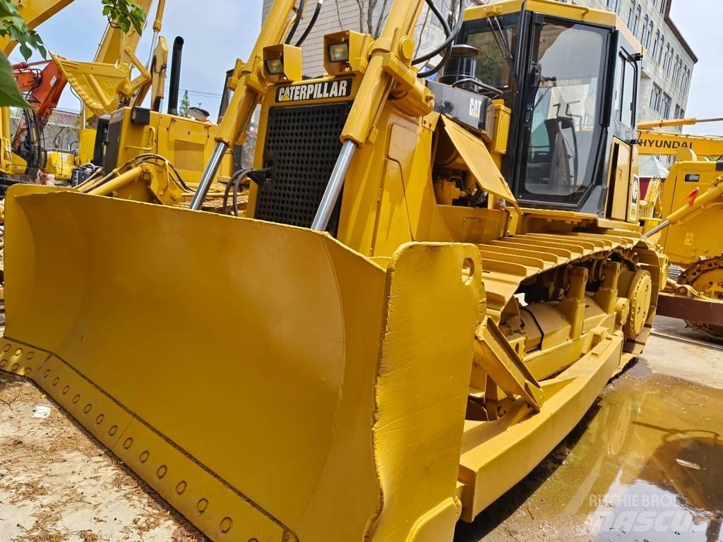 CAT D 7 G Kāpurķēžu buldozeri