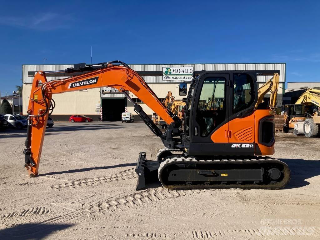 Develon DX 85 R-7 Vidēja lieluma ekskavatori 7 t - 12 t
